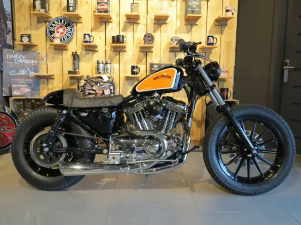 Harley-Davidson XL 1200 C / Umbau zum Coffee Racer