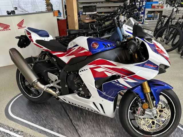 honda cbr 1000 rr-r fireblade sp