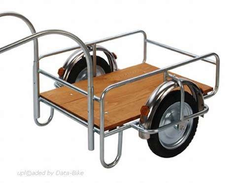 Divers modèles de remorques neuves pour vélomoteur