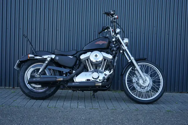 harley-davidson xl 1200 v sportster seventy two