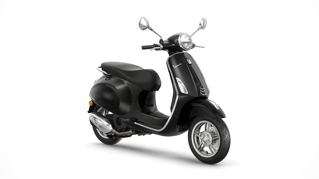 Vespa Primavera 125 schwarz / nur 180km