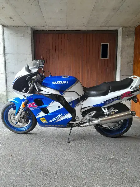 suzuki gsxr 1100