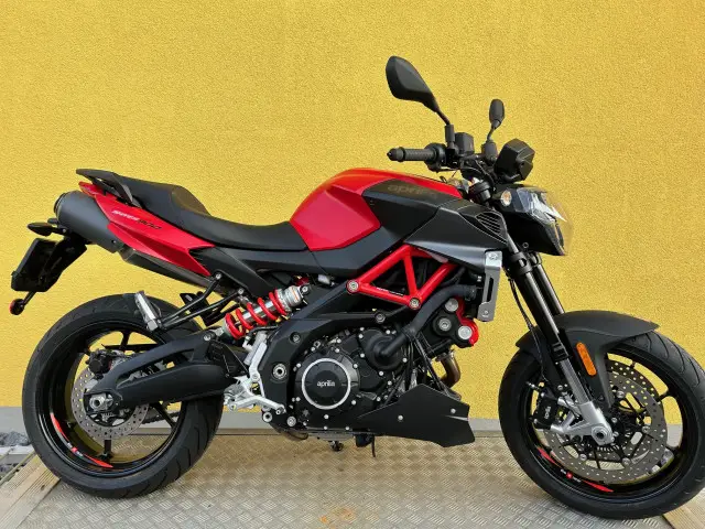 aprilia shiver 900