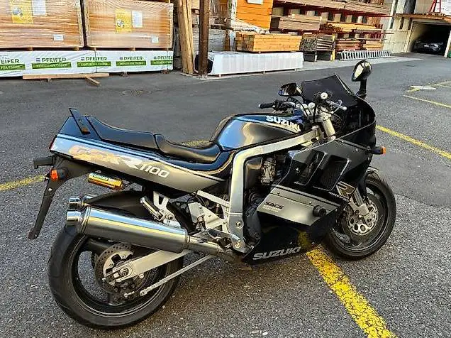 Suzuki GSXR 1100