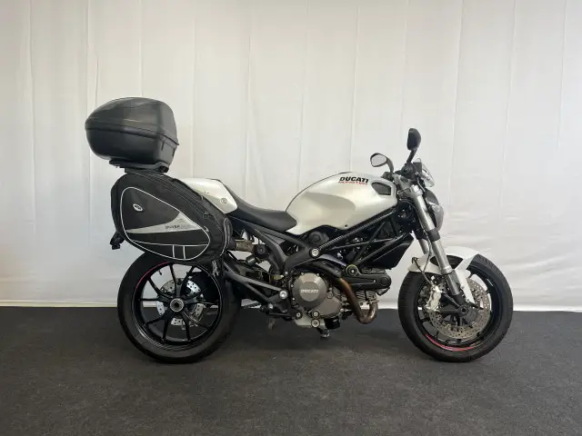 ducati 796 monster