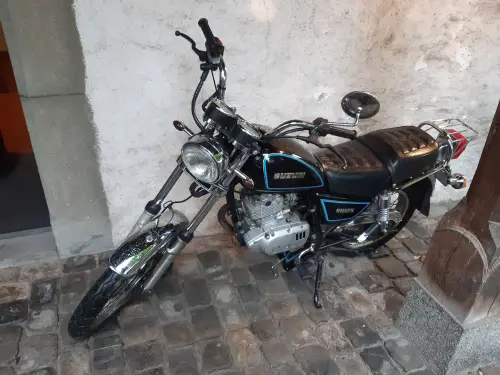 Suzuki GN 125, frisch ab MFK, Chopper, Roller, Vespa ähnlich