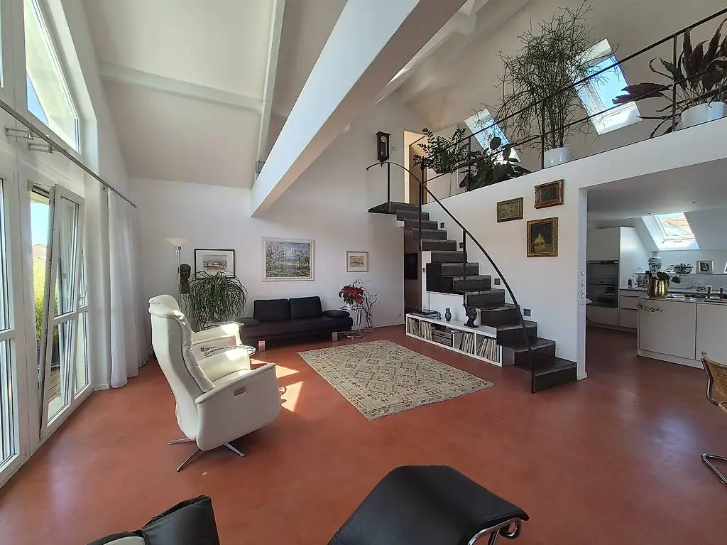 Aussergewöhnliche Duplex-/Maisonette-Wohnung zu verkaufen