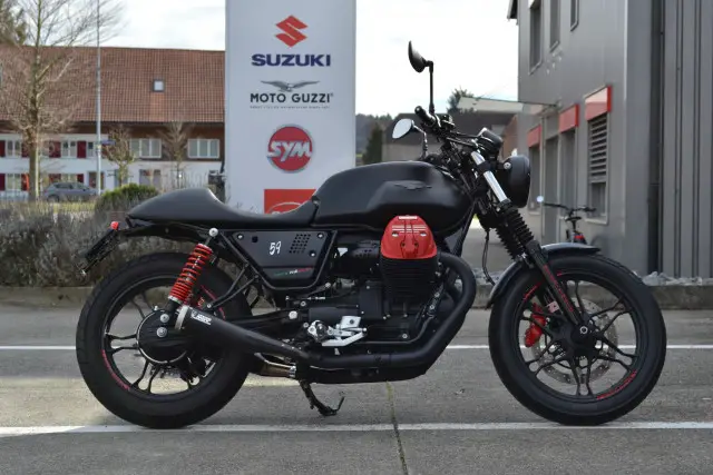 moto guzzi v7 iii stone
