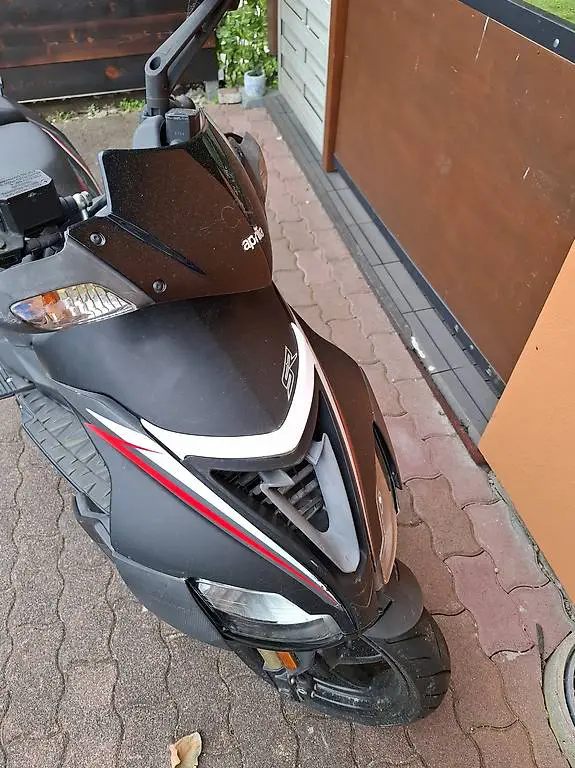 Aprilia sr 50r trattabile