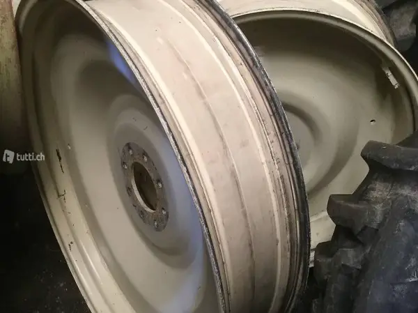  Traktor Felgen zu Hürlimann oder Same 11,2R38