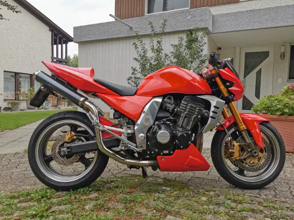 Kawasaki Z1000