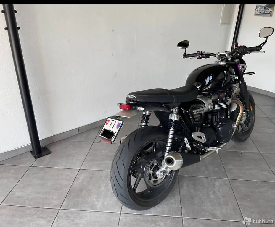  Triumph Speed Twin 1200