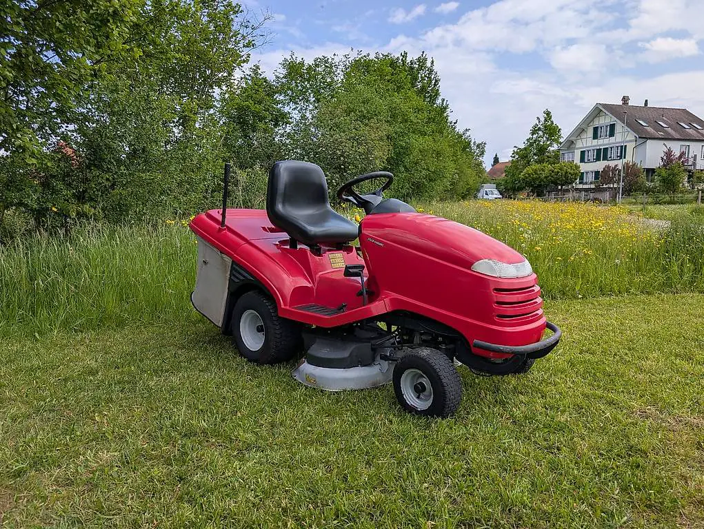 Rasentraktor *HONDA*