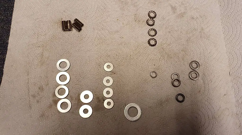 Verschiedene Unterlegscheiben - NEU