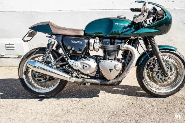 triumph thruxton 1200