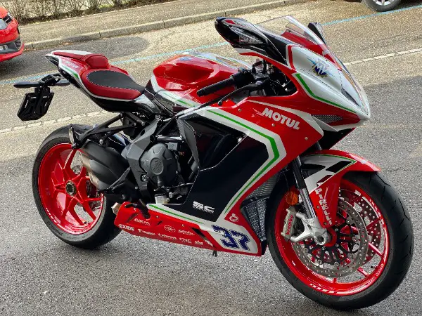 MV Agusta F3 675 RC zu Verkaufen / Zürich Oberland