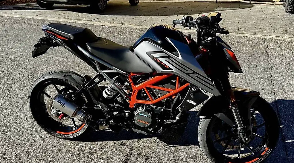 ktm duke 125