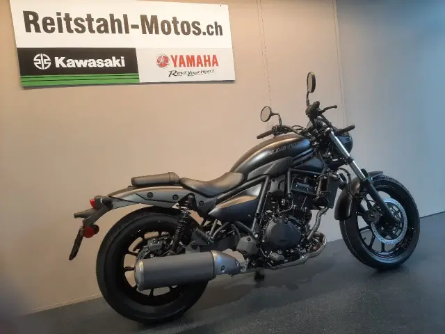 KAWASAKI Eliminator 500