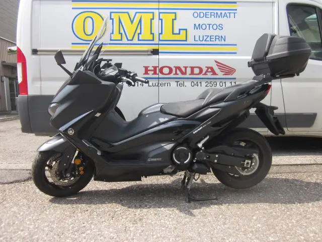yamaha tmax 560 tech max