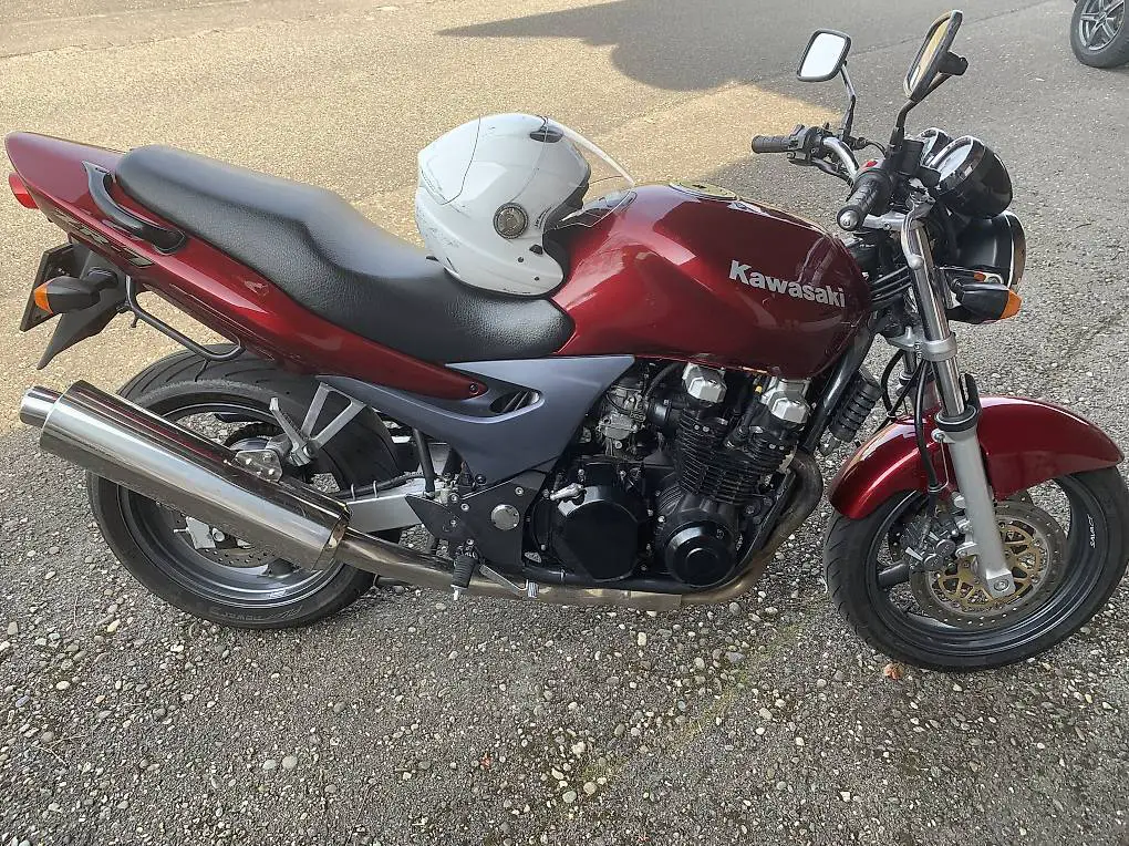 kawasaki zr-7