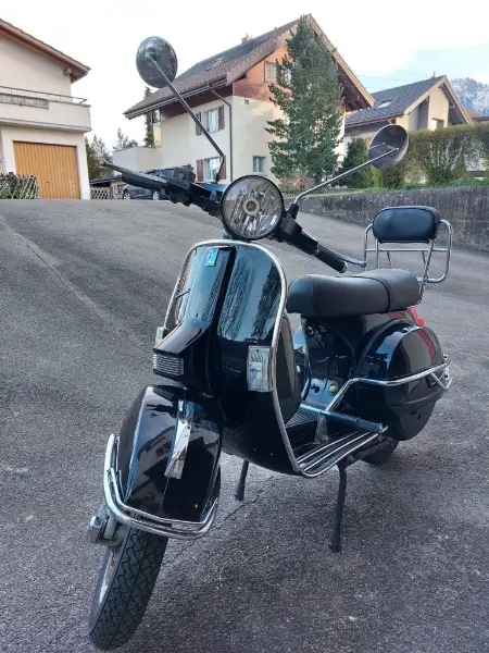 Piaggo Vespa PX 125 E