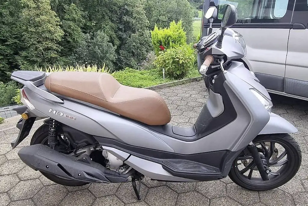 SYM HD 300i zu verkaufen ab MFK
