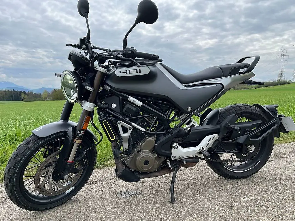 Husqvarna 401 Svartpilen