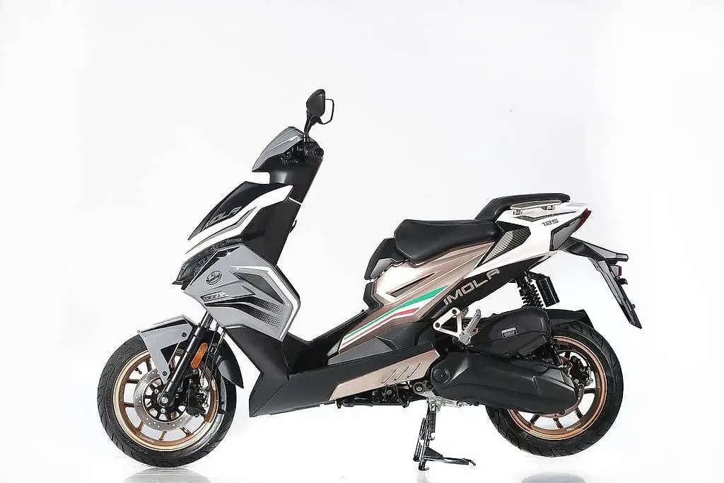 FB Mondial Imola 125i Testmodell nur 2290.- NP: 2990.-