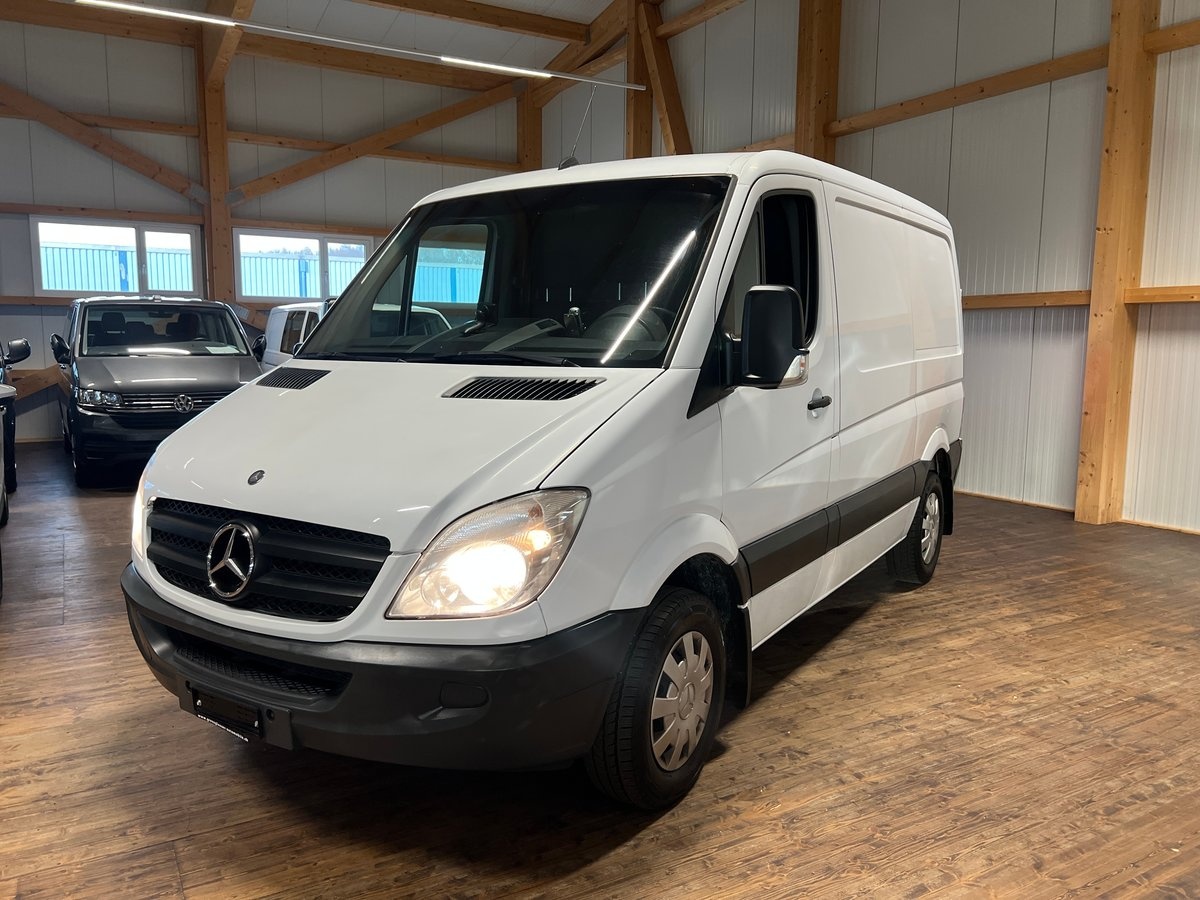MERCEDES-BENZ Sprinter 216 CDI Kompakt Automat