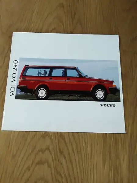 Volvo 240 Prospeckt
