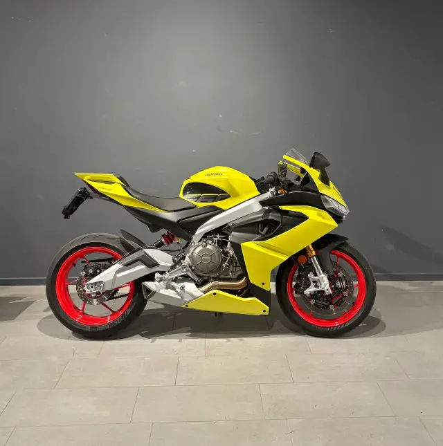 aprilia rs 660