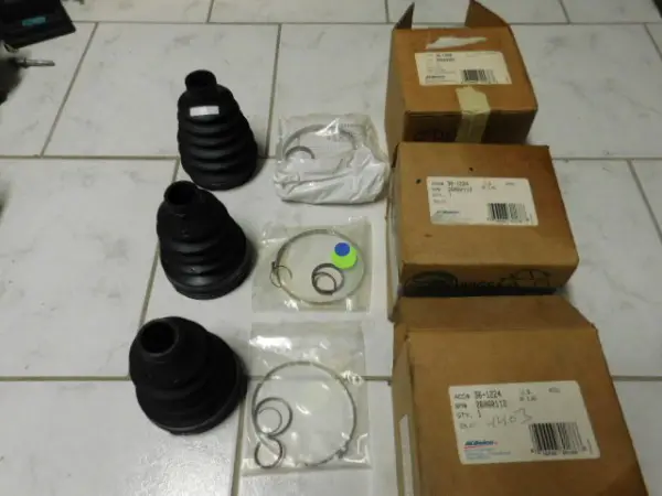 Buick, Chevrolet, Oldsmobile, Pontiac Antriebsmanschetten NEU