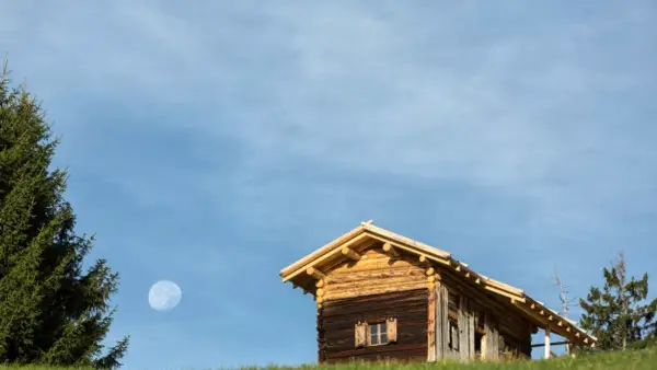 Kleine Berghütte: Die einzigartige Oase im Zürcher Oberland