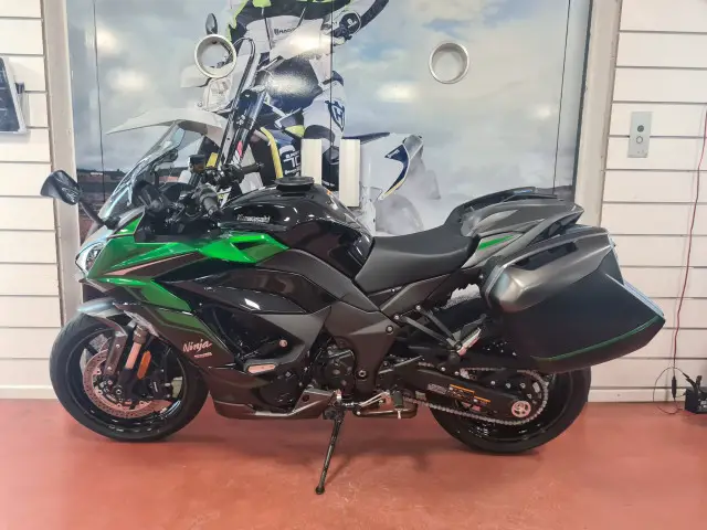 KAWASAKI Ninja 1000 SX Performance Tourer