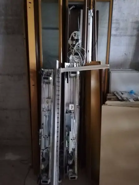 Falttüre Elektrisch vollautomatisch 120cm mal 210cm
