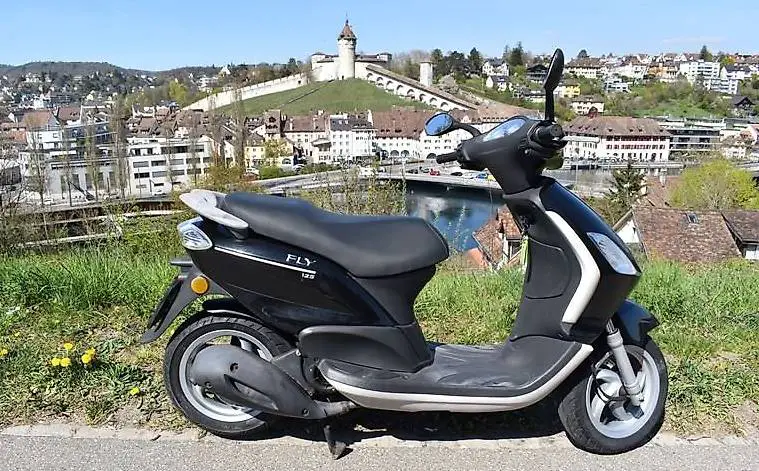 Roller / Piaggio FLY 125 / ab MFK