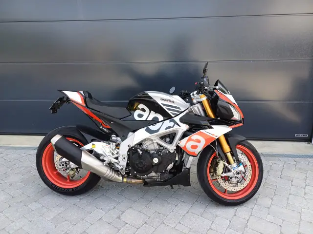 APRILIA Tuono V4 1100 Factory
