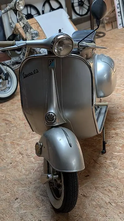 Piaggio Vespa GS