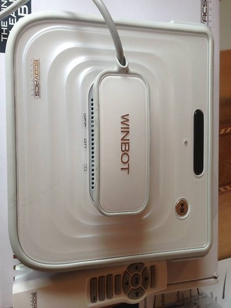 Reinigungs Roboter Winbot 730 für Fenster und Gläser