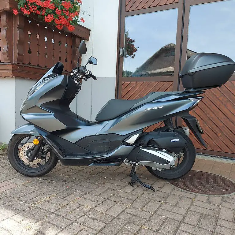 Honda WW125A mit Herstellergarantie bis 15.6.2026