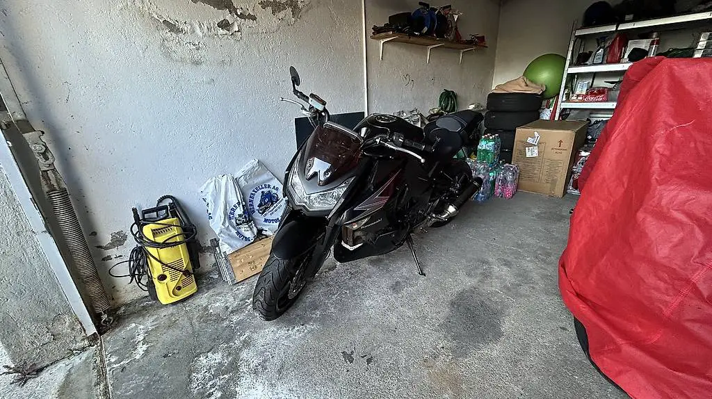 Kawasaki Z1000/Akrapovic Auspuff/MFK 08.2024/gepflegt