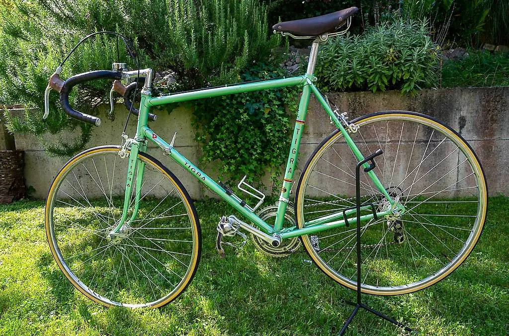 Vintage Tigra Rennvelo 1979 aus 1. Hand mit Brooks Sattel