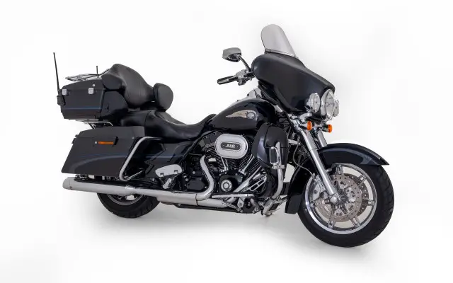 harley-davidson flhtcuse8 1801 cvo ultra classic electra glide