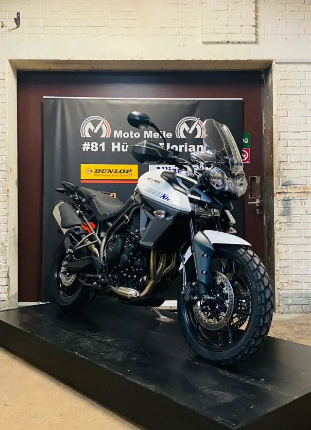 triumph tiger 800 xrx