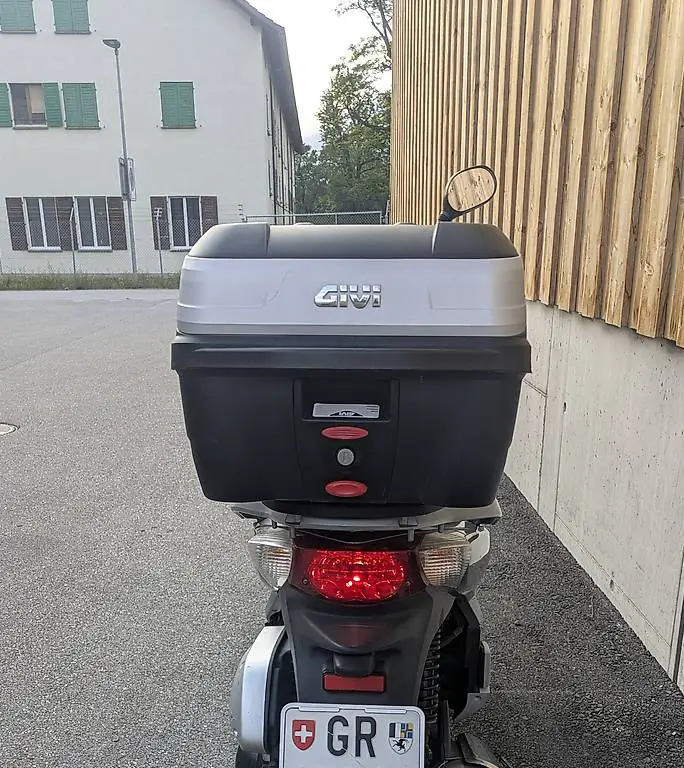 Honda Roller Sh 125ccm Frisch ab MFK