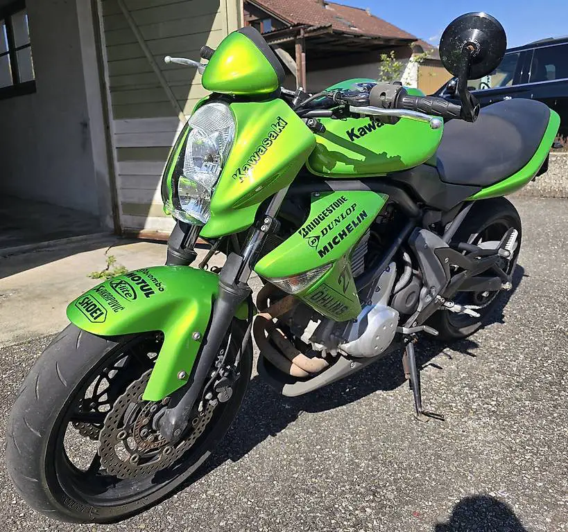 Kawasaki er6