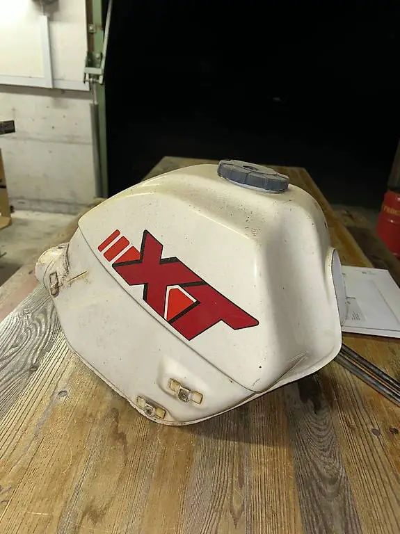 Tank zu Yamaha XT