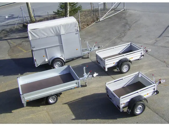 UNSINN, diverse, Brücke/Pritsche