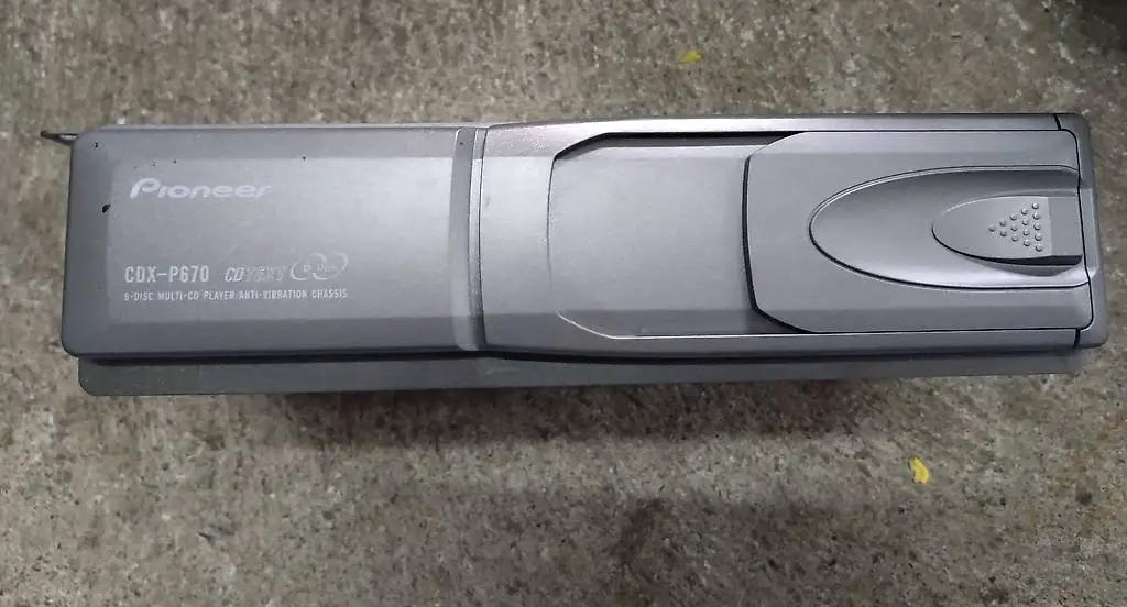 Pioneer CDX-P670 CD-Wechsler