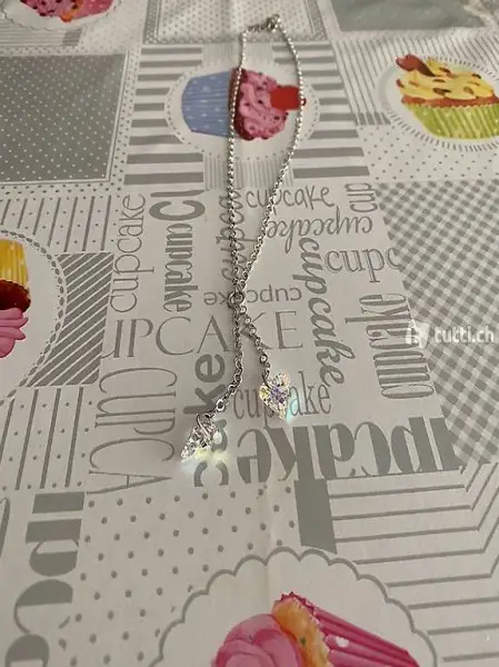 Collana avant premier